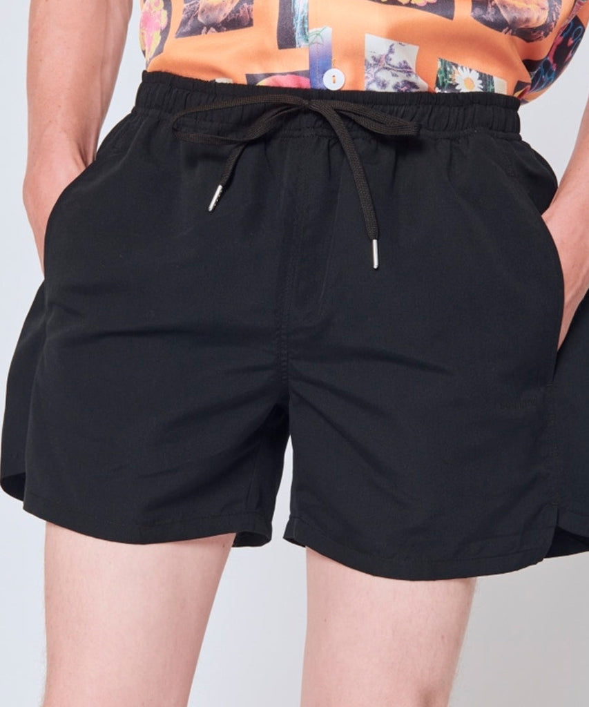 Soulland William Black Shorts