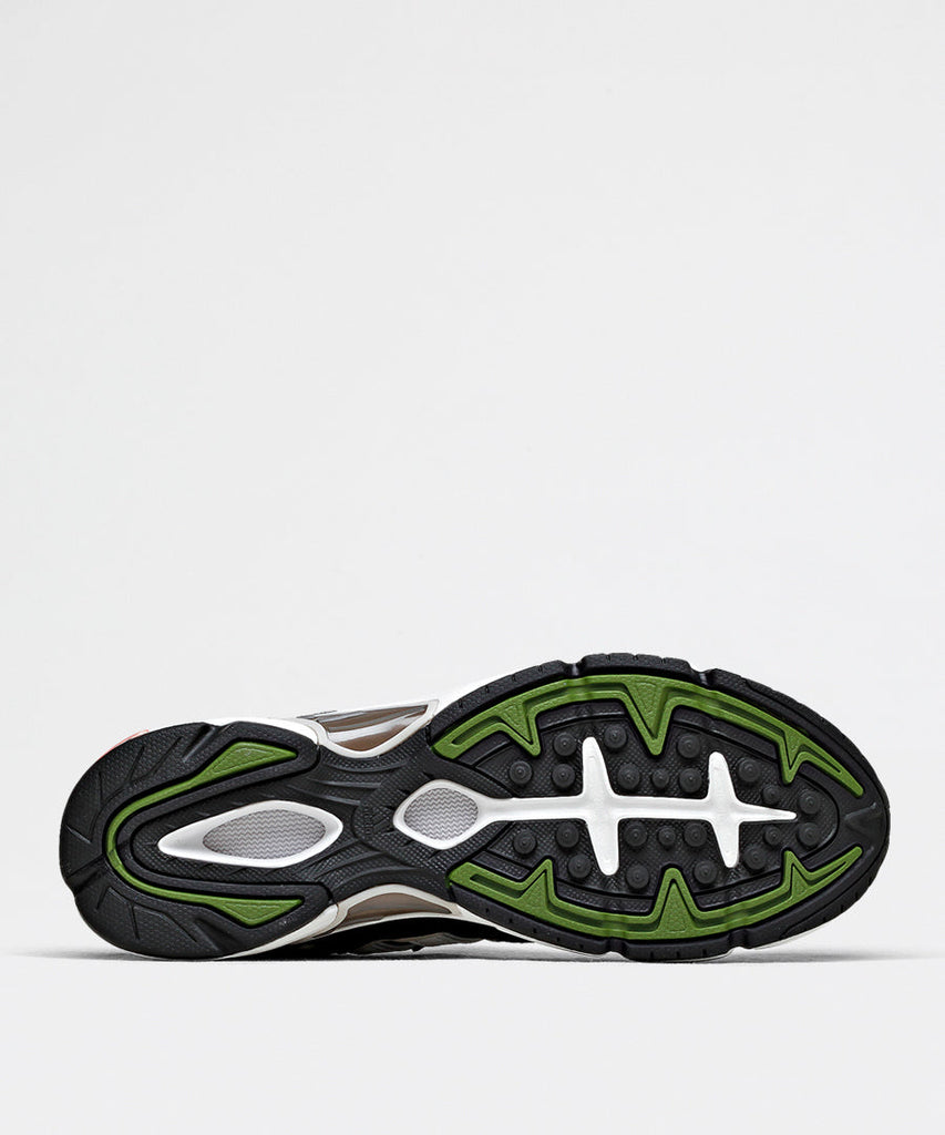 adidas Originals Temper Run Black White sneakers