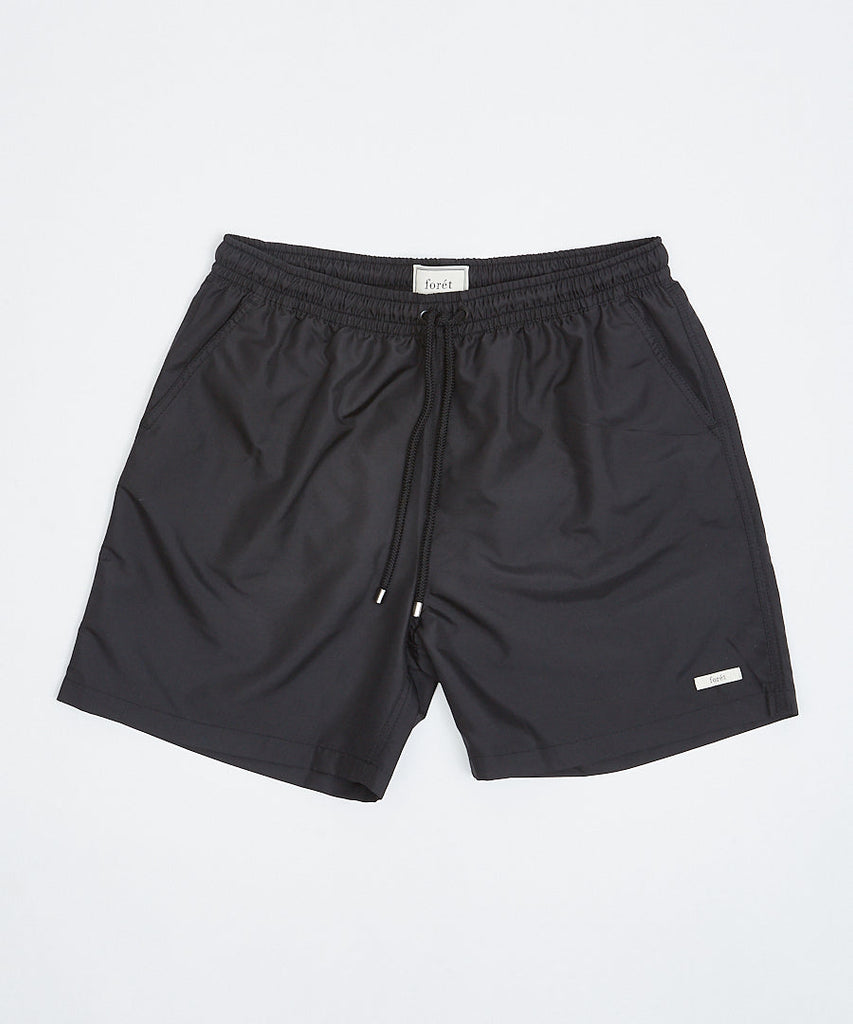 forét Swan Shorts Black UDSOLGT