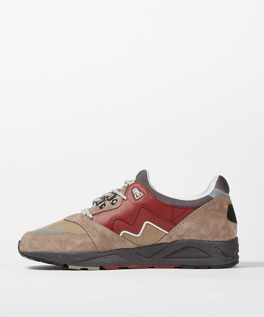Karhu Aria Taupe Syrah sneakers