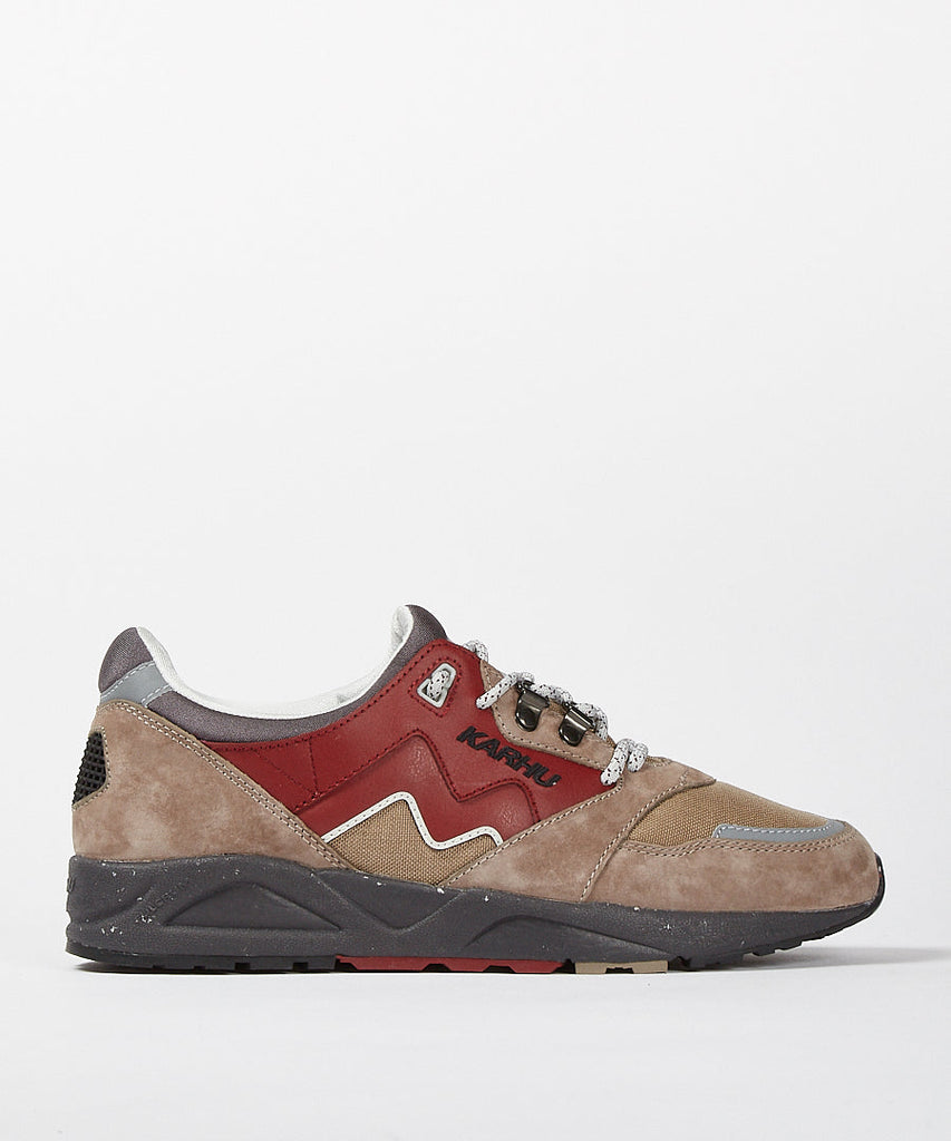 Karhu Aria Taupe Syrah sneakers