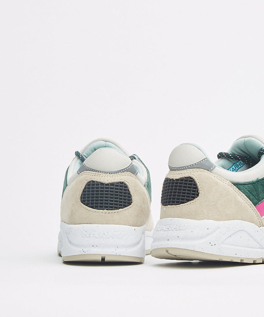 Karhu Aria Peyote June Bug UDSOLGT