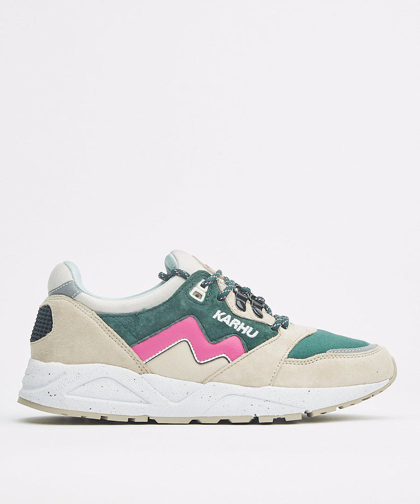 Karhu Aria Peyote June Bug UDSOLGT
