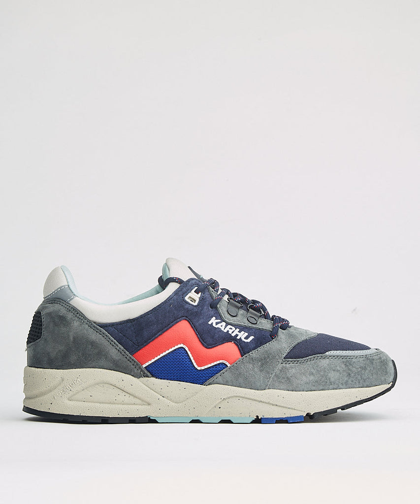 Karhu Aria Castor Gray Night Sky UDSOLGT