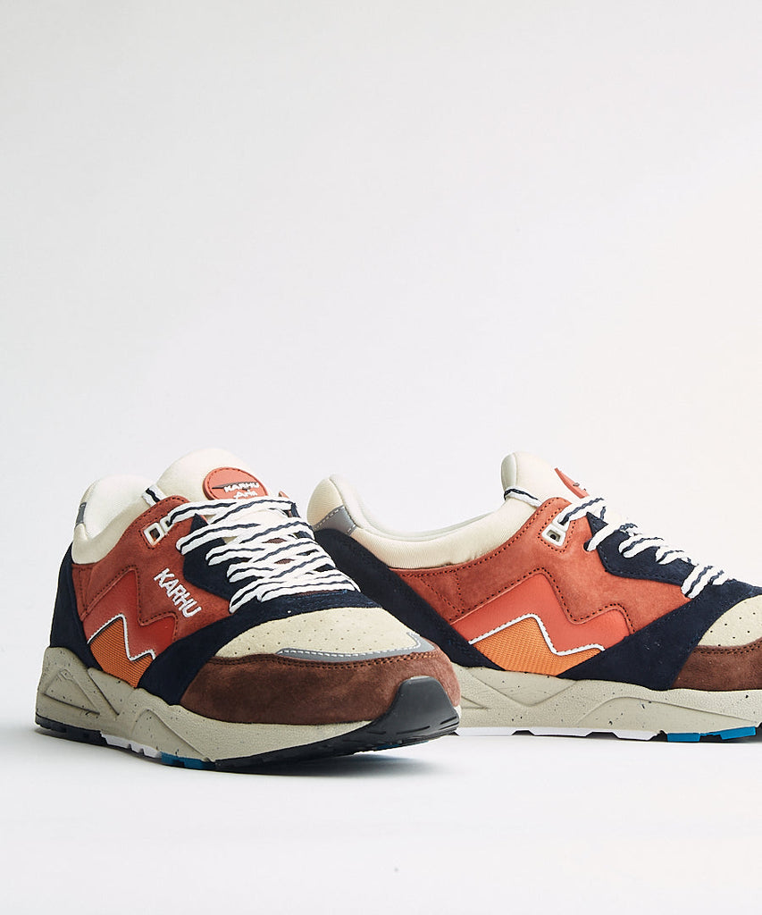 Karhu Aria Night Sky Burnt Ochre sneakers
