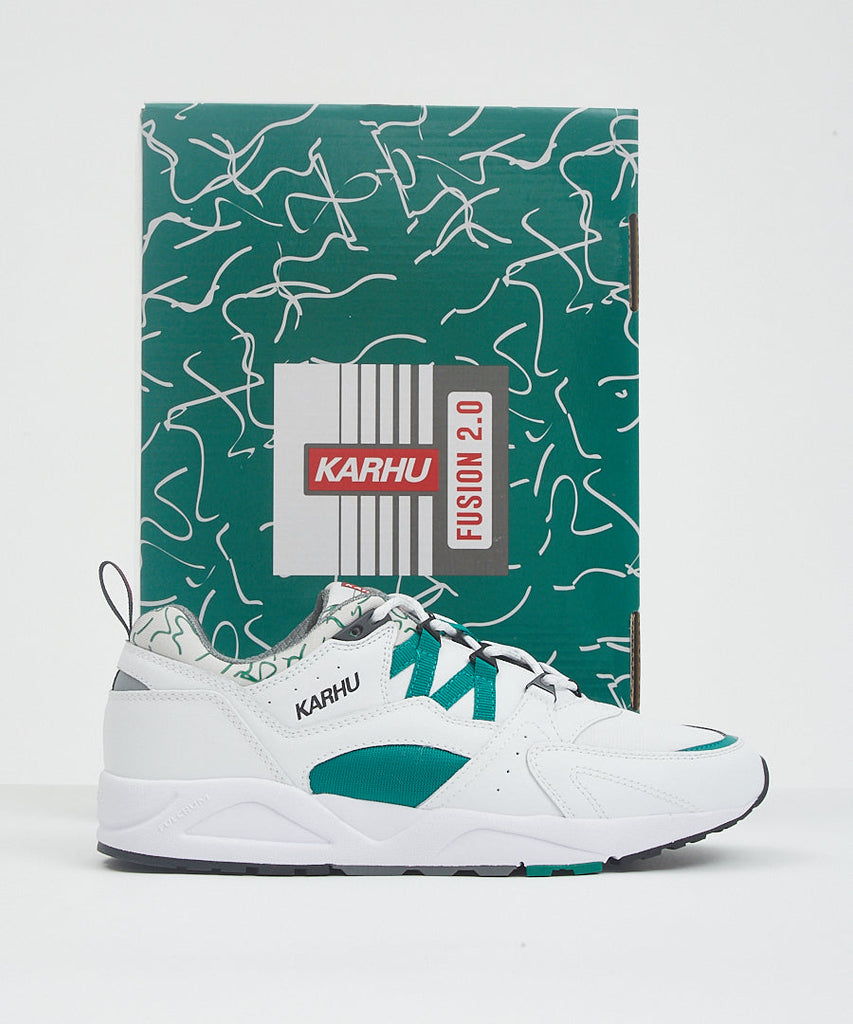 Karhu Fusion 2.0 White Ultramarine Green UDSOLGT