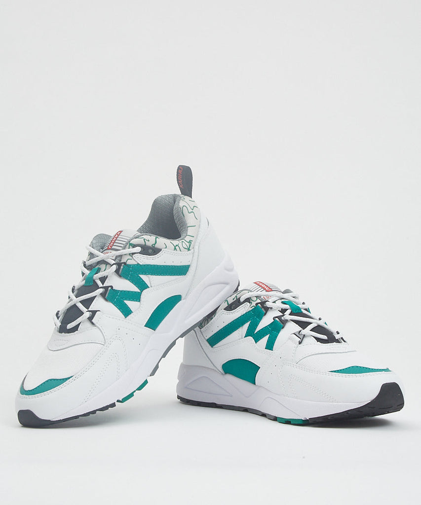 Karhu Fusion 2.0 White Ultramarine Green UDSOLGT