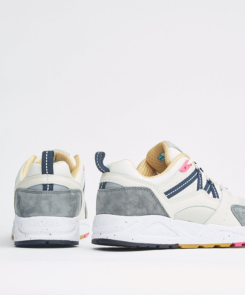 Karhu Fusion 2.0 Silver Birch Castor Grey UDSOLGT