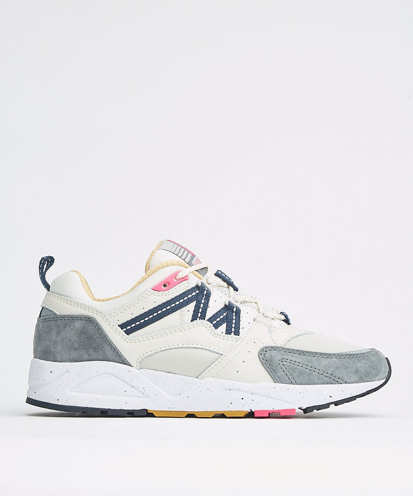 Karhu Fusion 2.0 Silver Birch Castor Grey UDSOLGT