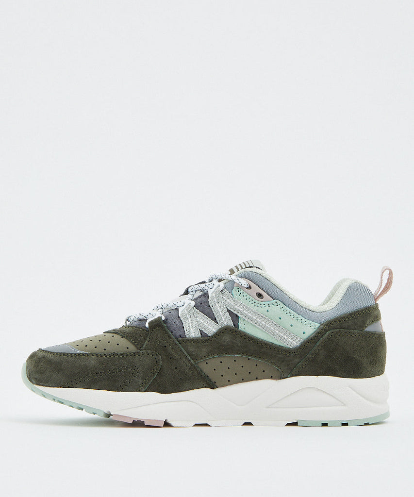 Karhu Fusion 2.0 Forest Green Aqua Gray sneakers