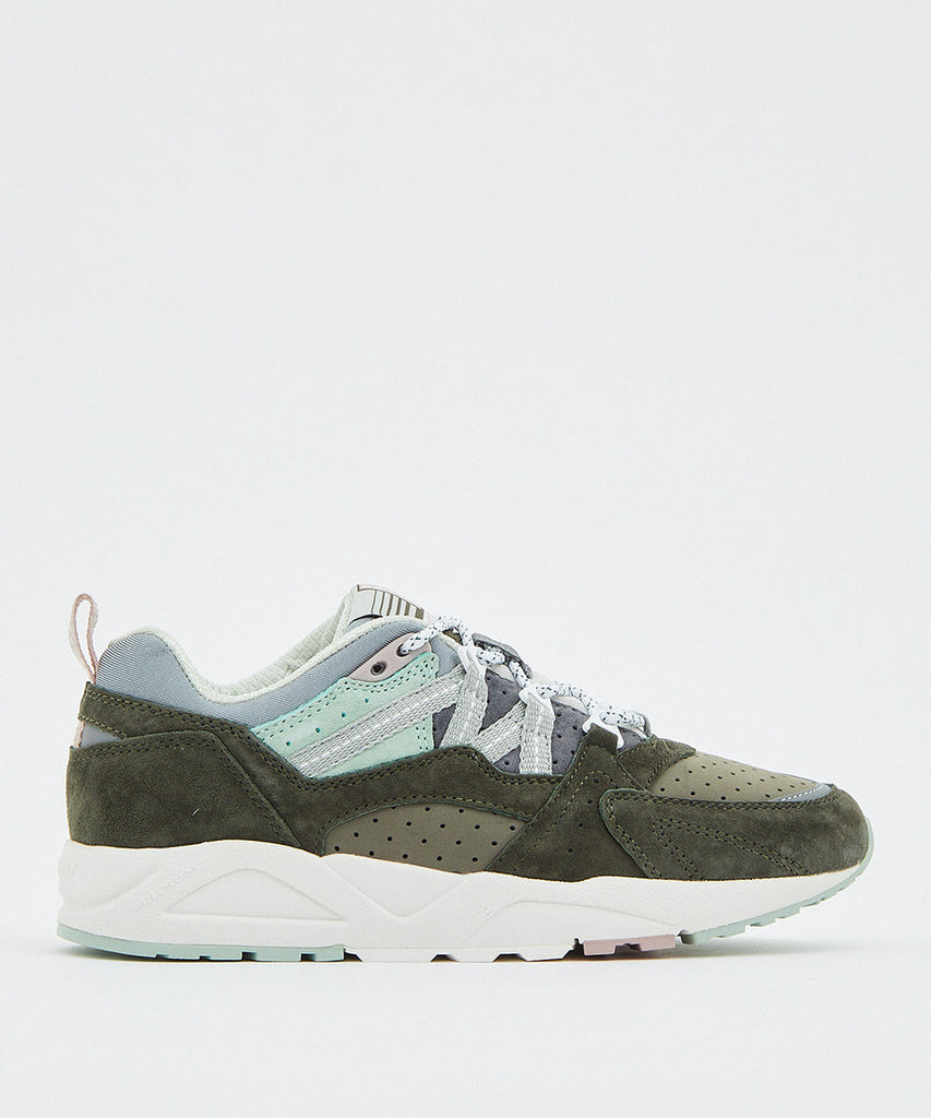 Karhu Fusion 2.0 Forest Green Aqua Gray sneakers