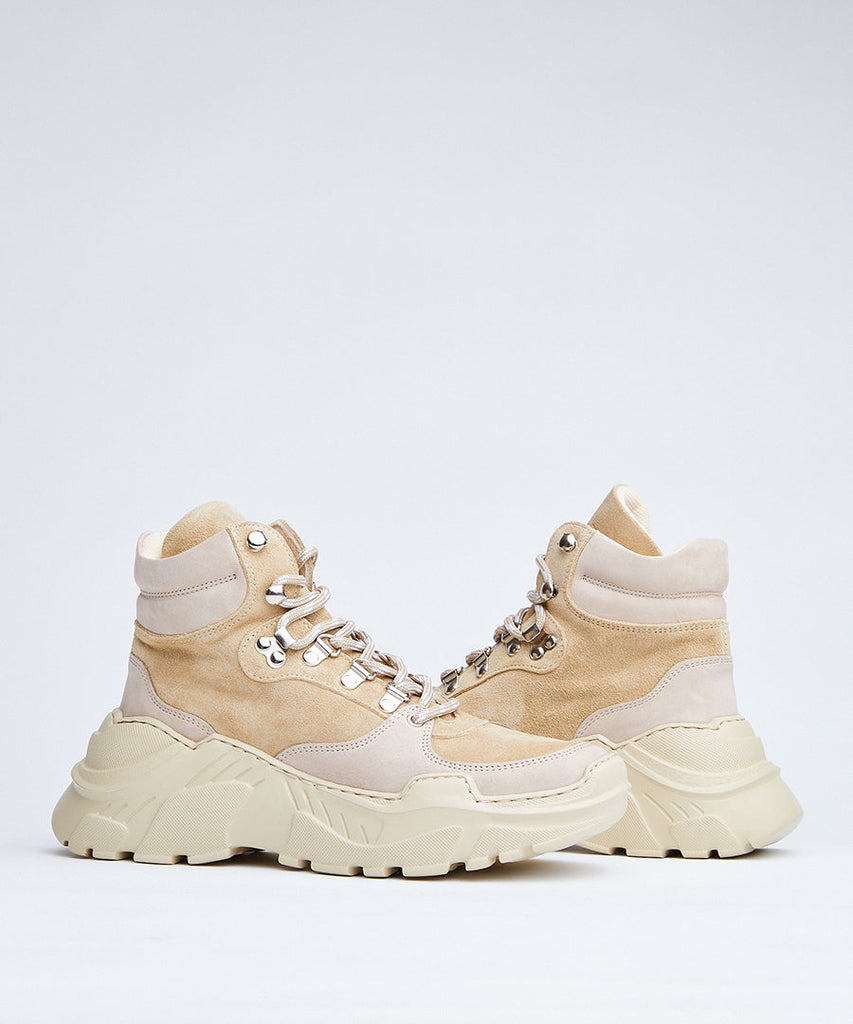 Garment Project Zina Boot Sand Suede Nubuck sneakers