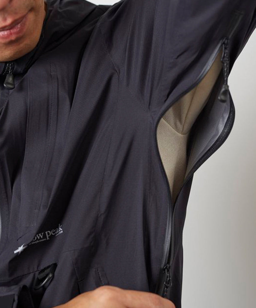 Snow Peak 2.5L Wanderlust Jacket Black jackets