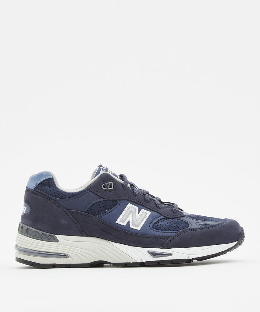 New Balance M991NVT Navy Nubuck sneakers