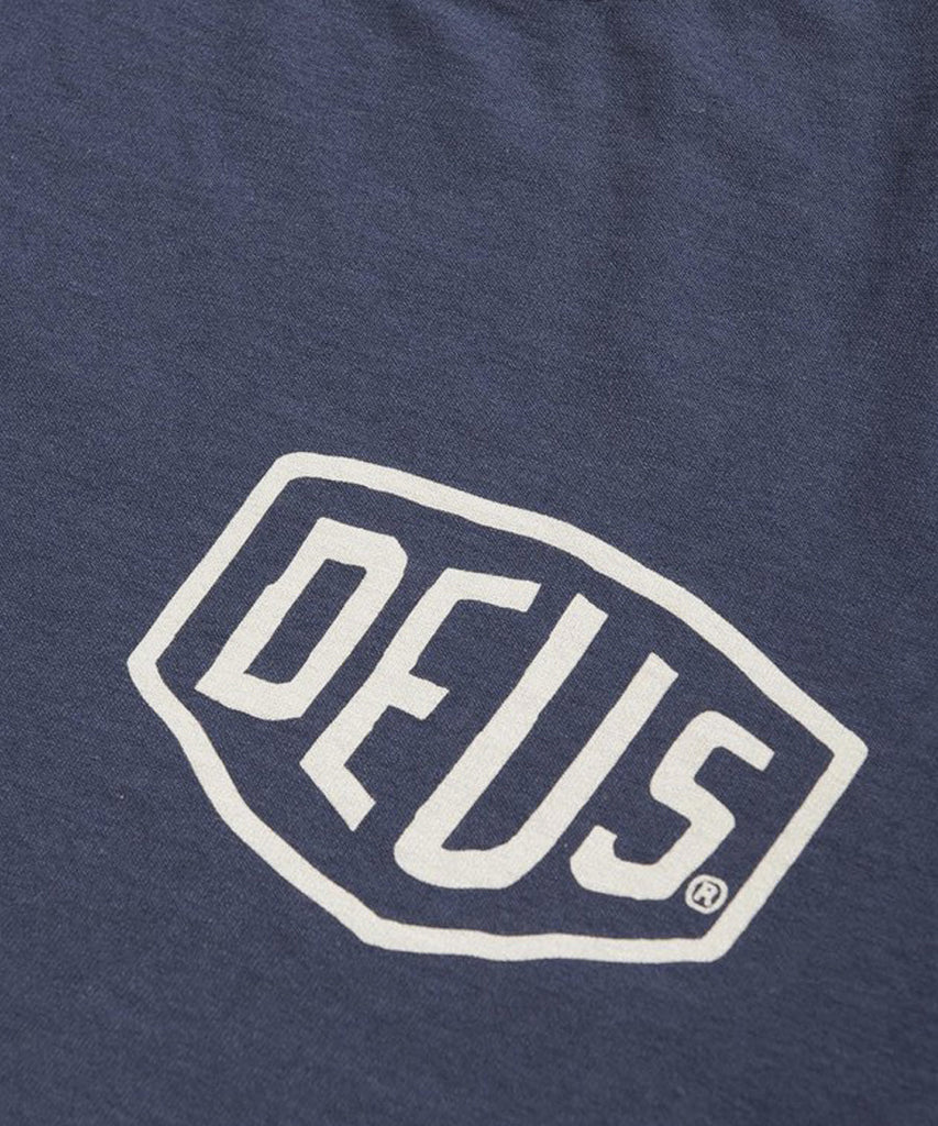 Deus Ex Machina Venice Address Tee Navy t-shirts