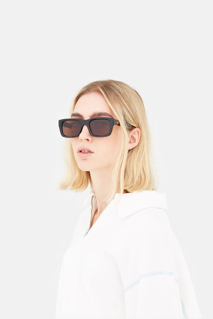 RETROSUPERFUTURE Augusto Black Mark - 53 sunglasses