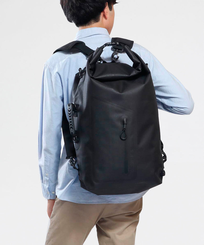 Snow Peak 4 Way Waterproof Dry Bag M Black Tasker
