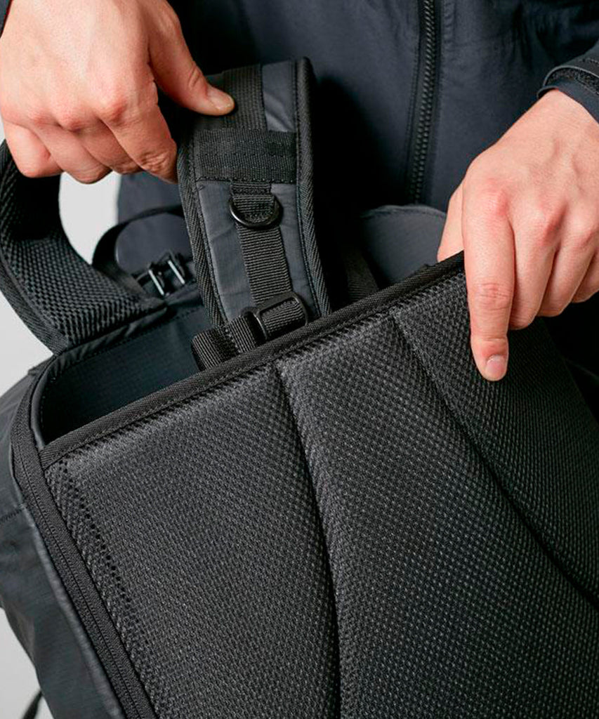 Snow Peak 3 Way Business Bag Black Tasker