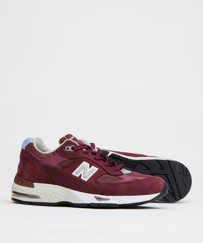 New Balance W991 BBL Burgundy sneakers